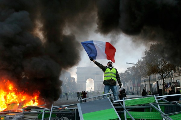 Why the ‘Yellow Vests’ Are a Red Flag for France’s Macron—and the EU