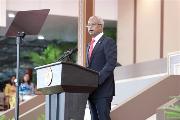 Ibrahim Solih speaks after being sworn in as the Maldives’ new president in Male, Nov. 17, 2018 (AP photo by Mohamed Sharuhaan).