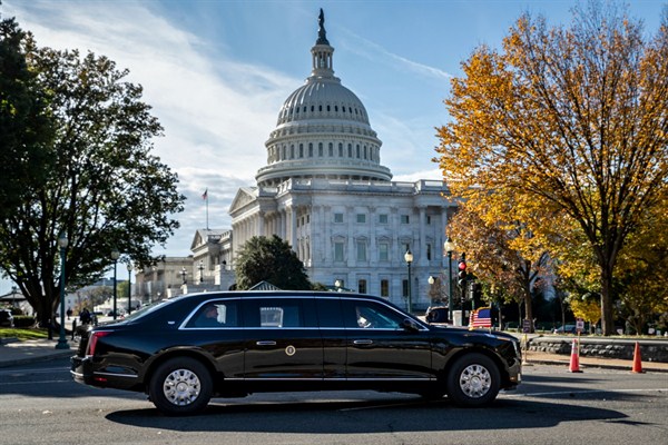 President Donald Trump’s motorcade leaves Capitol Hill after a ceremony for new Associate Justice Brett Kavanaugh at the Supreme Court, Washington, Nov. 8, 2018 (AP photo by J. Scott Applewhite).