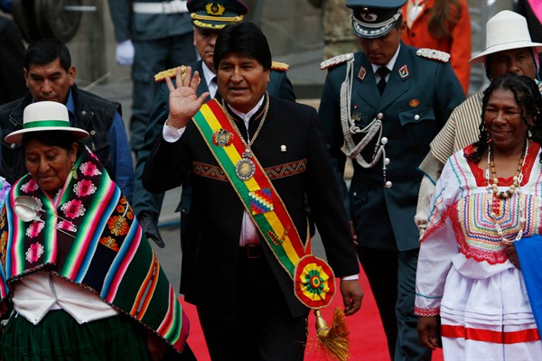 Bolivian President Evo Morales arrives at the Legislative Assembly accompanied by lawmakers, La Paz, Bolivia, Jan. 22, 2019 (AP photo by Juan Karita).