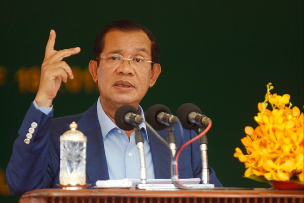Cambodian Prime Minister Hun Sen at a groundbreaking ceremony for a Chinese-funded expressway project in Kampong Speu province, south of Phnom Penh, Cambodia, March 22, 2019 (AP photo by Heng Sinith).