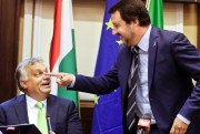 Matteo Salvini, the Italian deputy prime minister, right, gestures during a news conference with Hungarian Prime Minister Viktor Orban, Milan, Italy, Aug. 28, 2018 (AP photo by Luca Bruno).