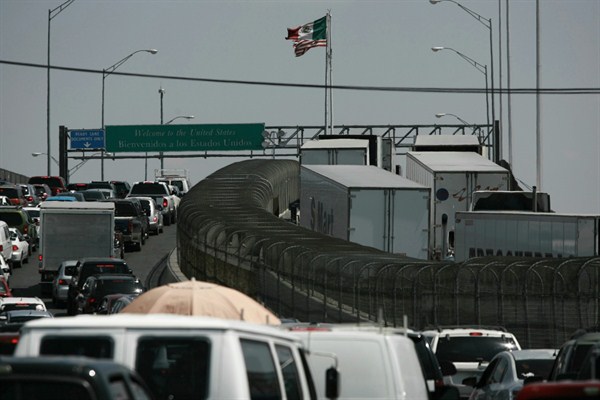 Trucks lined up to cross from Mexico into the United States, in Ciudad Juarez, Mexico, May 31, 2019 (AP photo by Christian Torrez).