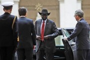 South Sudan’s president, Salva Kiir, is welcomed by Italian Prime Minister Giuseppe Conte, second from left, at Chigi Palace in Rome, Italy, April 10, 2019 (AP photo by Alessandra Tarantino).