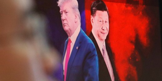 A computer screen shows images of Chinese President Xi Jinping and U.S. President Donald Trump, Seoul, South Korea, Sept. 13, 2019 (AP photo by Ahn Young-joon).