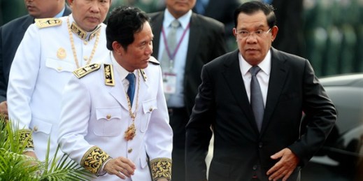 Cambodian Prime Minister Hun Sen, right, in Phnom Penh, Cambodia, Nov. 10, 2019 (AP photo by Heng Sinith).