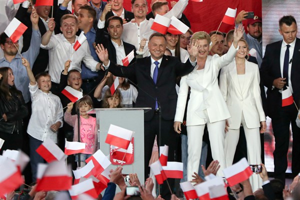 After Staving Off a Liberal Challenge, Poland’s Ruling Populists Dig In