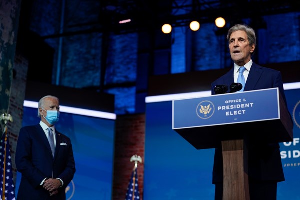 President-elect Joe Biden’s climate envoy nominee, former Secretary of State John Kerry, speaks at The Queen theater in Wilmington, Del., Nov. 24, 2020 (AP photo by Carolyn Kaster).