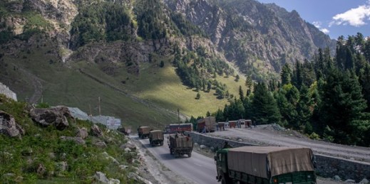 An Indian army convoy on the Srinagar- Ladakh highway at Gagangeer, northeast of Srinagar, in Indian-controlled Kashmir, Sept. 9, 2020 (AP photo by Dar Yasin).