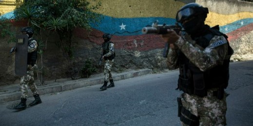 Venezuelan commandos patrol the Antimano neighborhood of Caracas, Jan. 29, 2019 (AP photo by Rodrigo Abd).