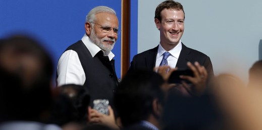Indian Prime Minister Narendra Modi, left, and Facebook CEO Mark Zuckerberg, in Menlo Park, Calif., Sept. 27, 2015.