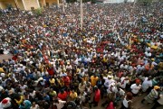 A large crowd gathers to listen to then-presidential candidate Kumba Yala speak in Bissau, Guinea-Bissau, June 26, 2009 (AP photo by Fid Thompson).