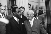 Soviet Premier Nikita Khrushchev and Ghanaian President Kwame Nkrumah of Ghana in front of the Soviet U.N. delegation headquarters, New York City, Sept. 22, 1960 (AP photo).