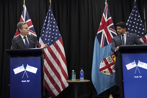 U.S. Secretary of State Antony Blinken speaks in a joint press conference with Fiji’s acting Prime Minister Aiyaz Sayed-Khaiyum, Nadi, Fiji, Feb. 12, 2022 (AP photo by Kevin Lamarque).