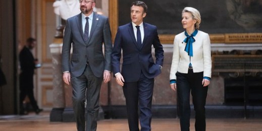 President of the European Council Charles Michel, left, French President Emmanuel Macron and European Commission President Ursula von der Leyen arrive for a press conference in Versailles, March 11, 2022 (AP photo by Michel Euler).