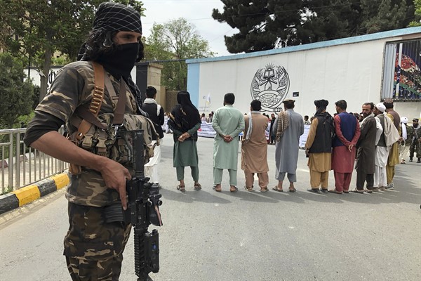 Afghanistan’s Neighbors Are Learning to Live With the Taliban