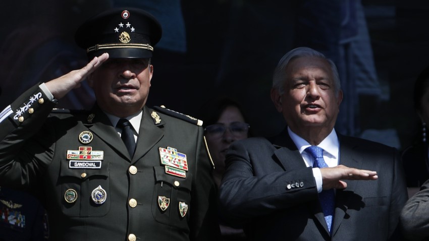 AMLO with a military commander