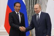 President Jokowi of Indonesia with President Putin of Russia