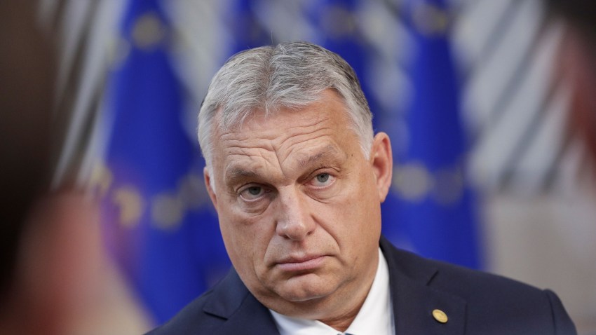 Daily Review: Hungary Blocks EU Aid for Ukraine