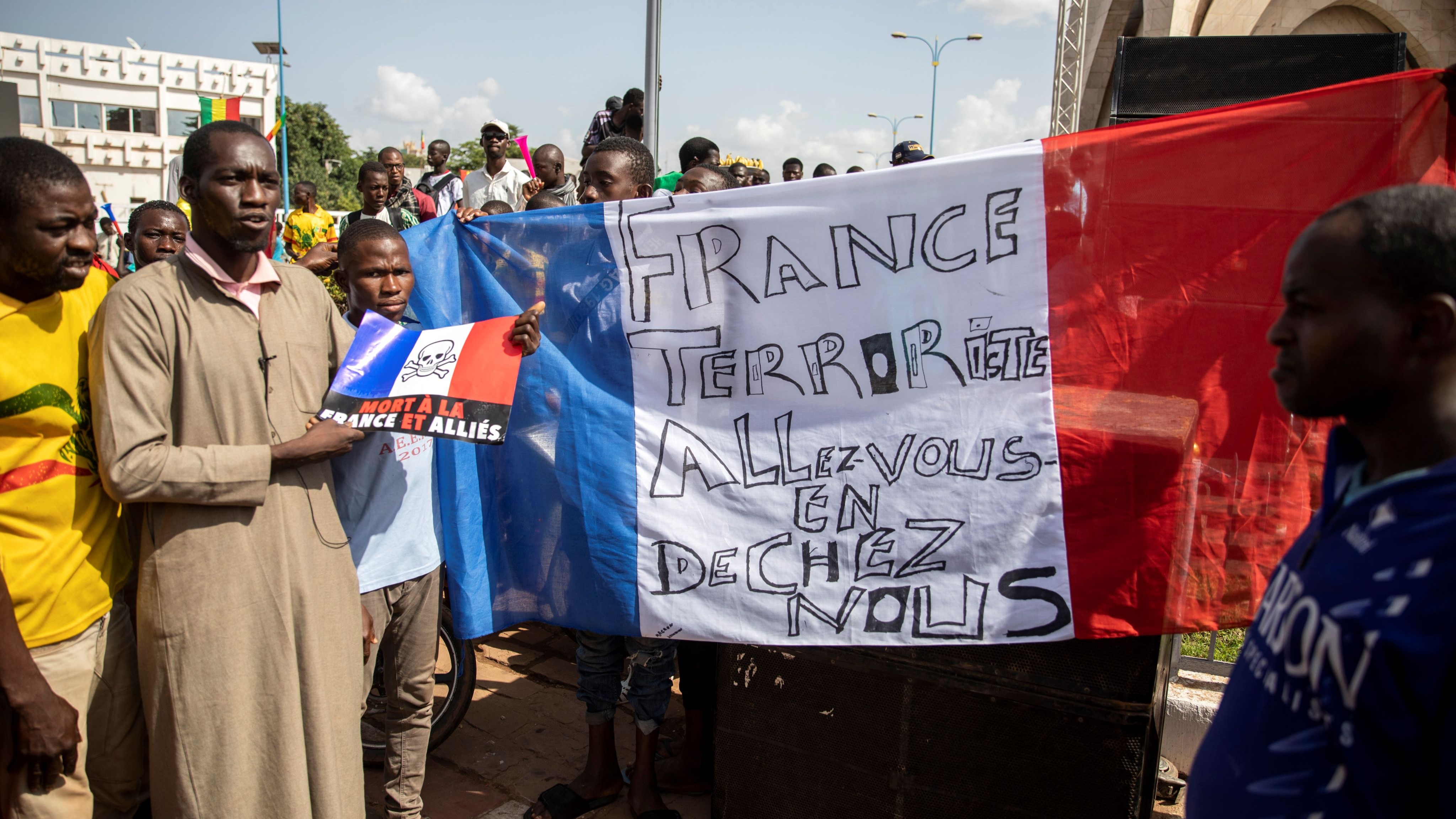 La France change de vitesse en Afrique de l’Ouest alors que l’influence de la Russie grandit