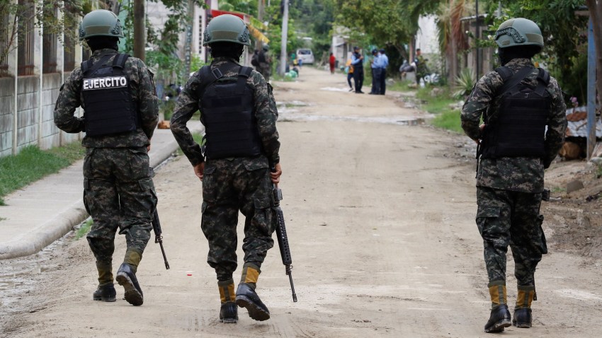 Bukele’s ‘War on Gangs’ Model Won’t Work for Honduras’ Castro