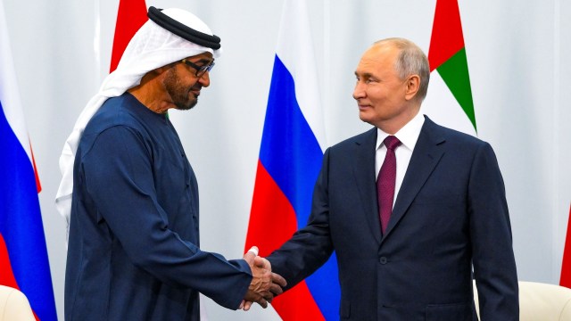 The UAE is building ties with Russia even as it maintains US security ties.