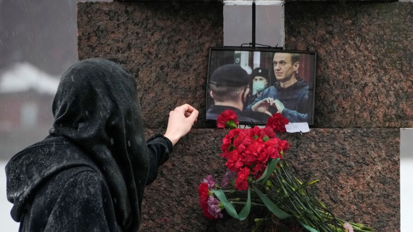 Putin May Never Pay for Navalny’s Death. Russia Will