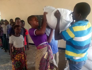 Reeling From Climate Change, Malawi Is Turning to Community-Led Adaptation