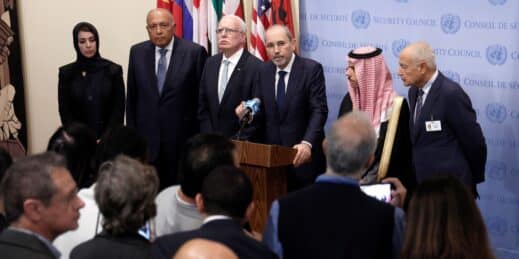 1The foreign ministers of the United Arab Emirates, Egypt, Palestine and Saudi Arabia.