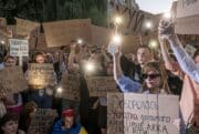 Ukrainians protest.