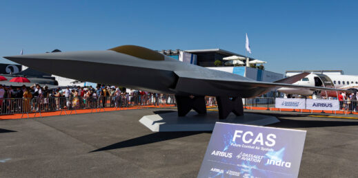 A mockup of the FCAS fighter.